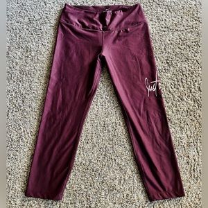 Nike DriFit Cropped Leggings